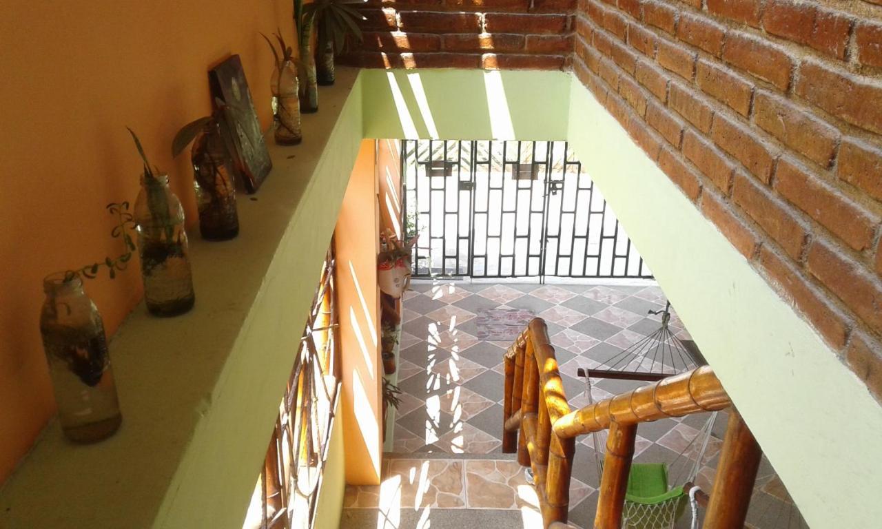Hostal Casa Taisha Montañita Kültér fotó