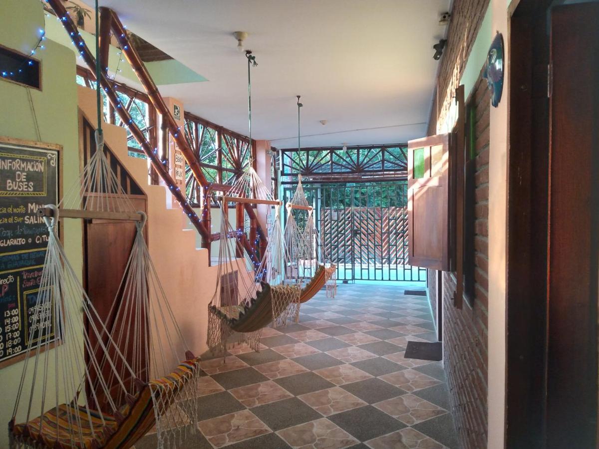 Hostal Casa Taisha Montañita Kültér fotó