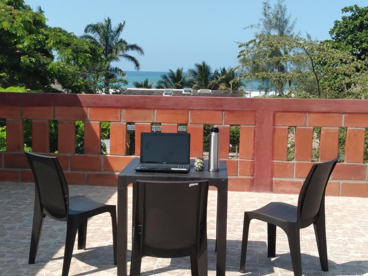 Hostal Casa Taisha Montañita Kültér fotó