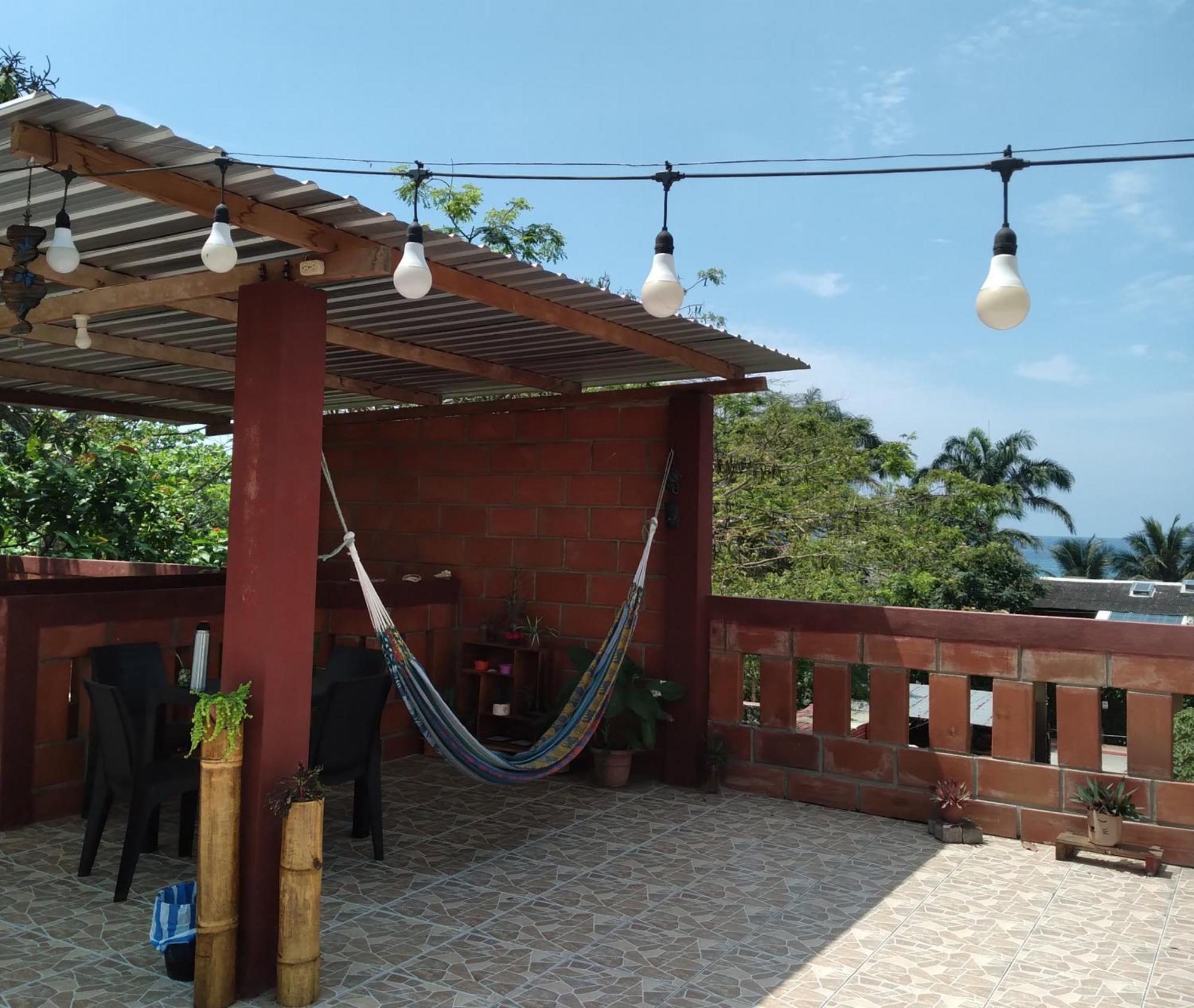 Hostal Casa Taisha Montañita Kültér fotó