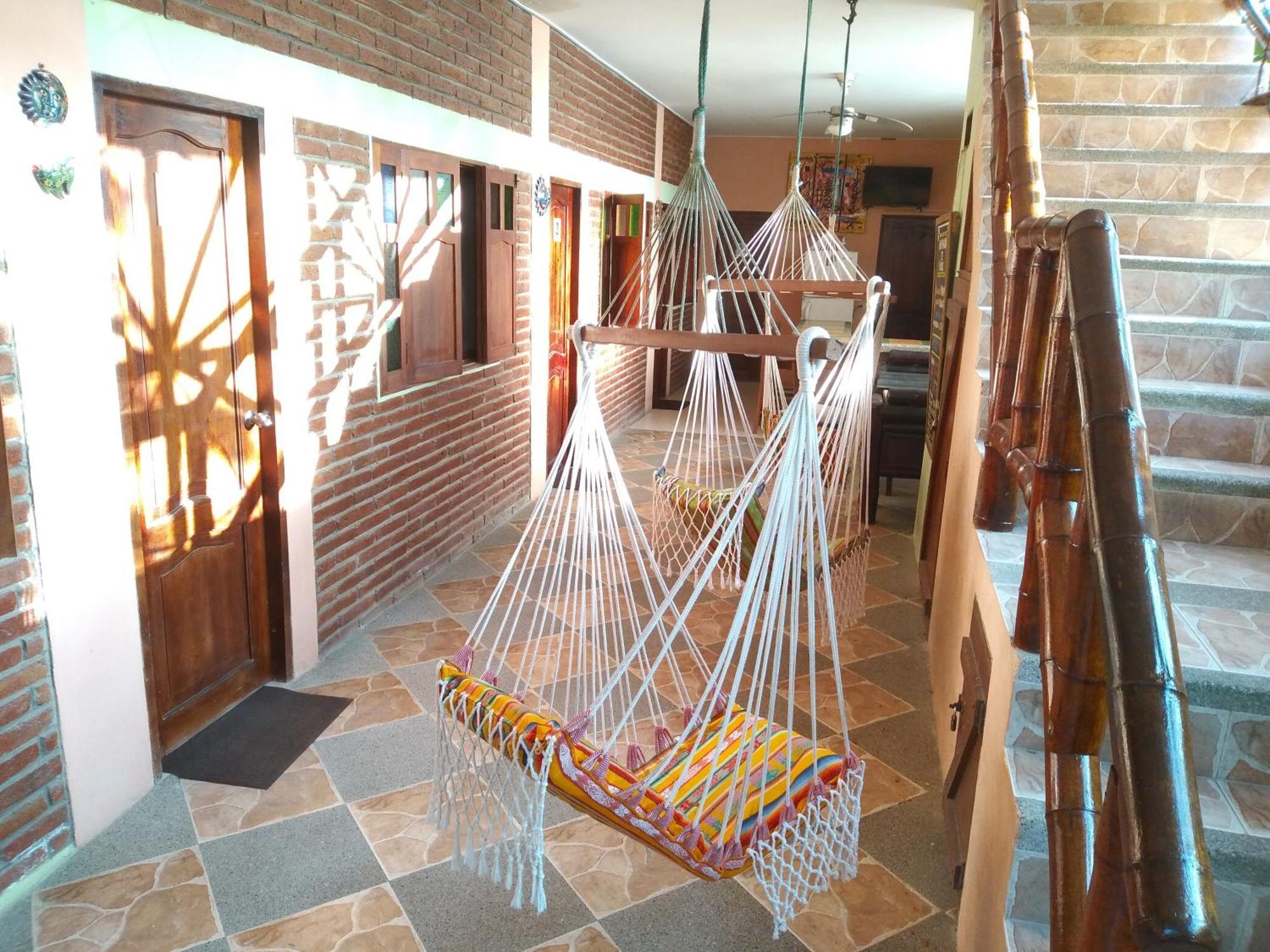 Hostal Casa Taisha Montañita Kültér fotó