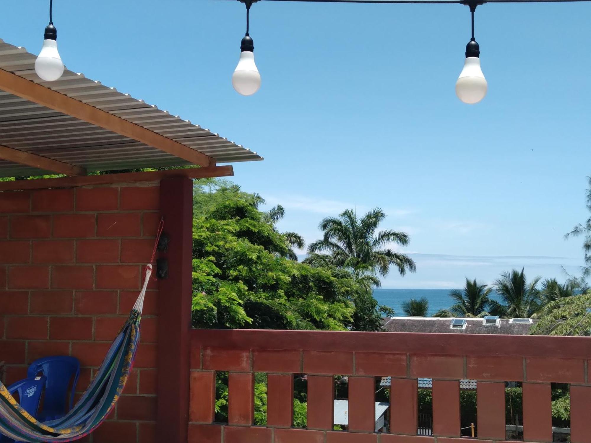 Hostal Casa Taisha Montañita Kültér fotó