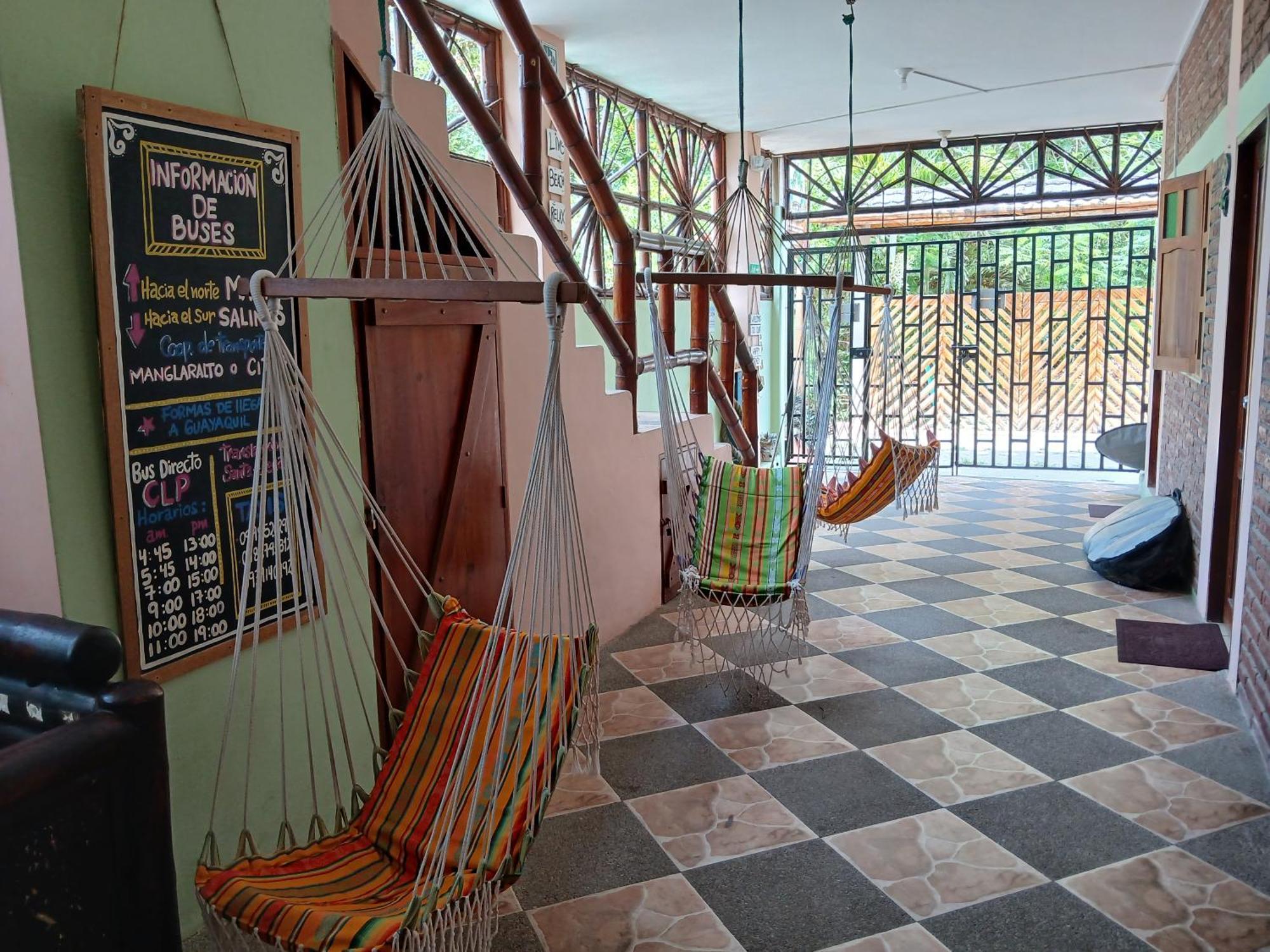 Hostal Casa Taisha Montañita Kültér fotó